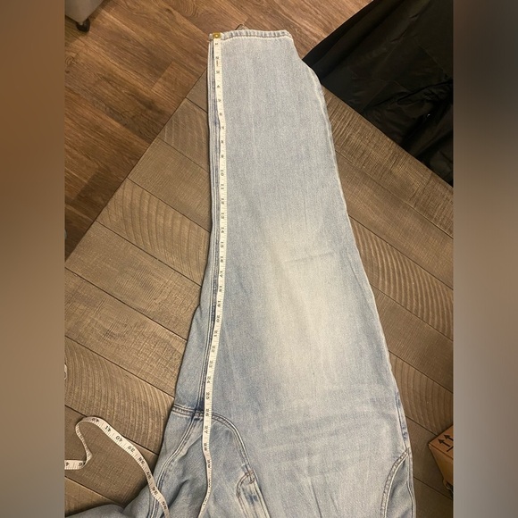 American Eagle highest rise mom jean - Picture 7 of 7